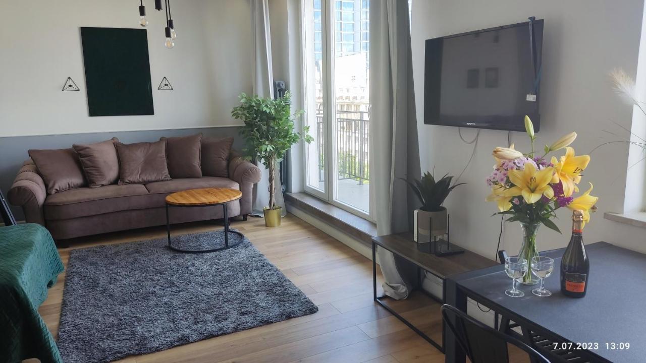 Be My Guest - Jerozolimskie Studio - Super Centrum Metro Wi-Fi Breakfast Warsaw Luaran gambar
