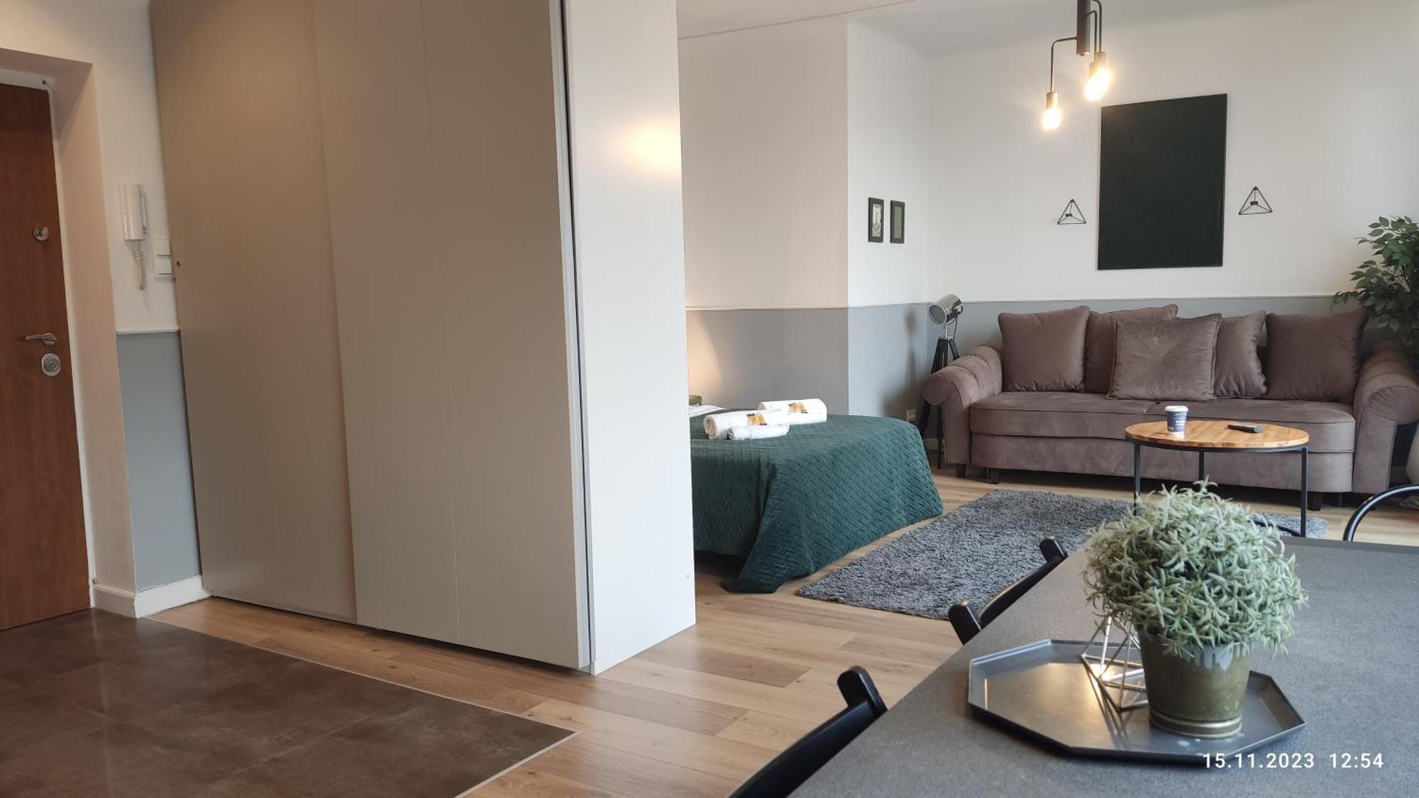 Be My Guest - Jerozolimskie Studio - Super Centrum Metro Wi-Fi Breakfast Warsaw Luaran gambar