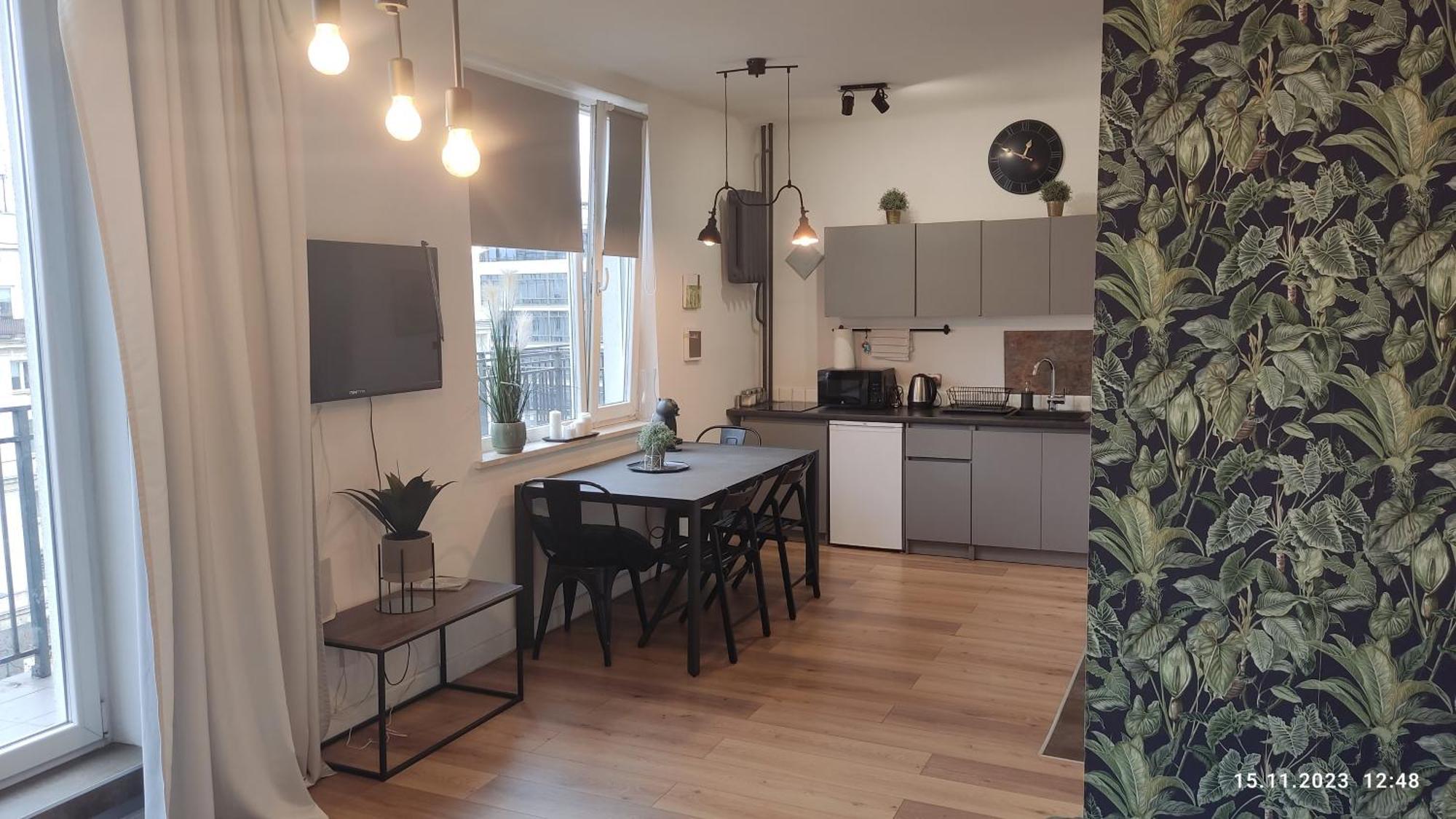 Be My Guest - Jerozolimskie Studio - Super Centrum Metro Wi-Fi Breakfast Warsaw Luaran gambar