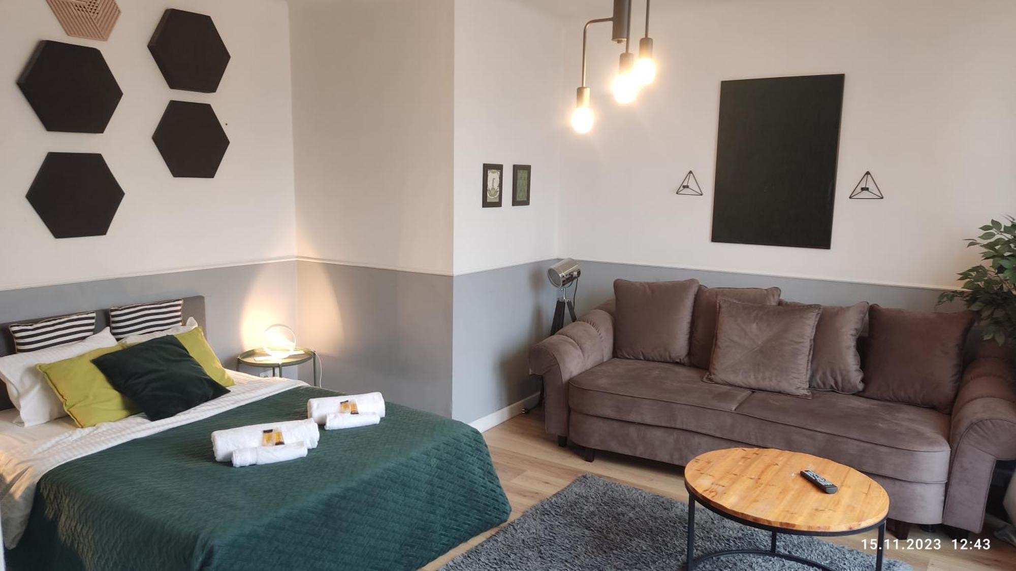 Be My Guest - Jerozolimskie Studio - Super Centrum Metro Wi-Fi Breakfast Warsaw Luaran gambar