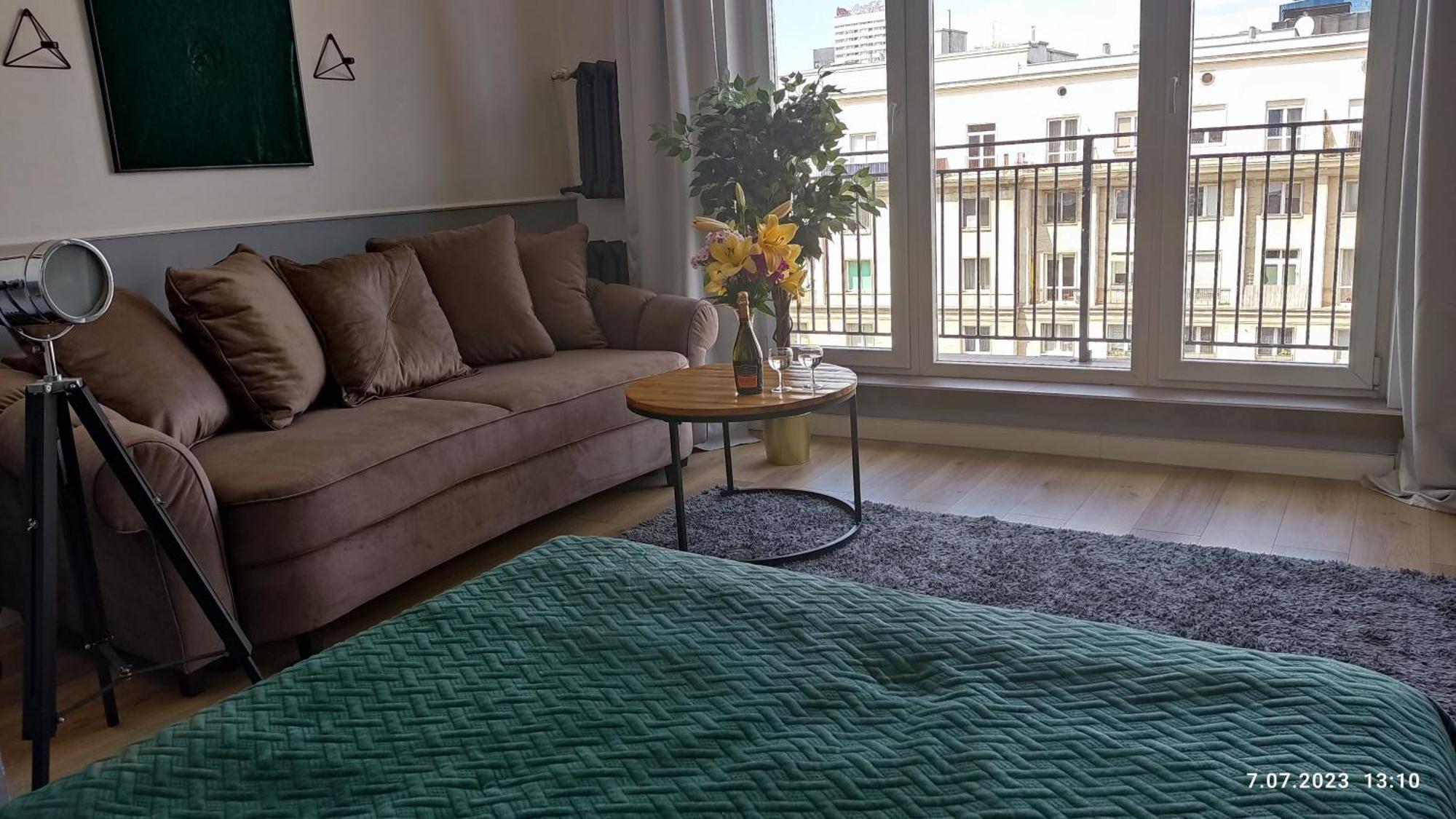 Be My Guest - Jerozolimskie Studio - Super Centrum Metro Wi-Fi Breakfast Warsaw Luaran gambar